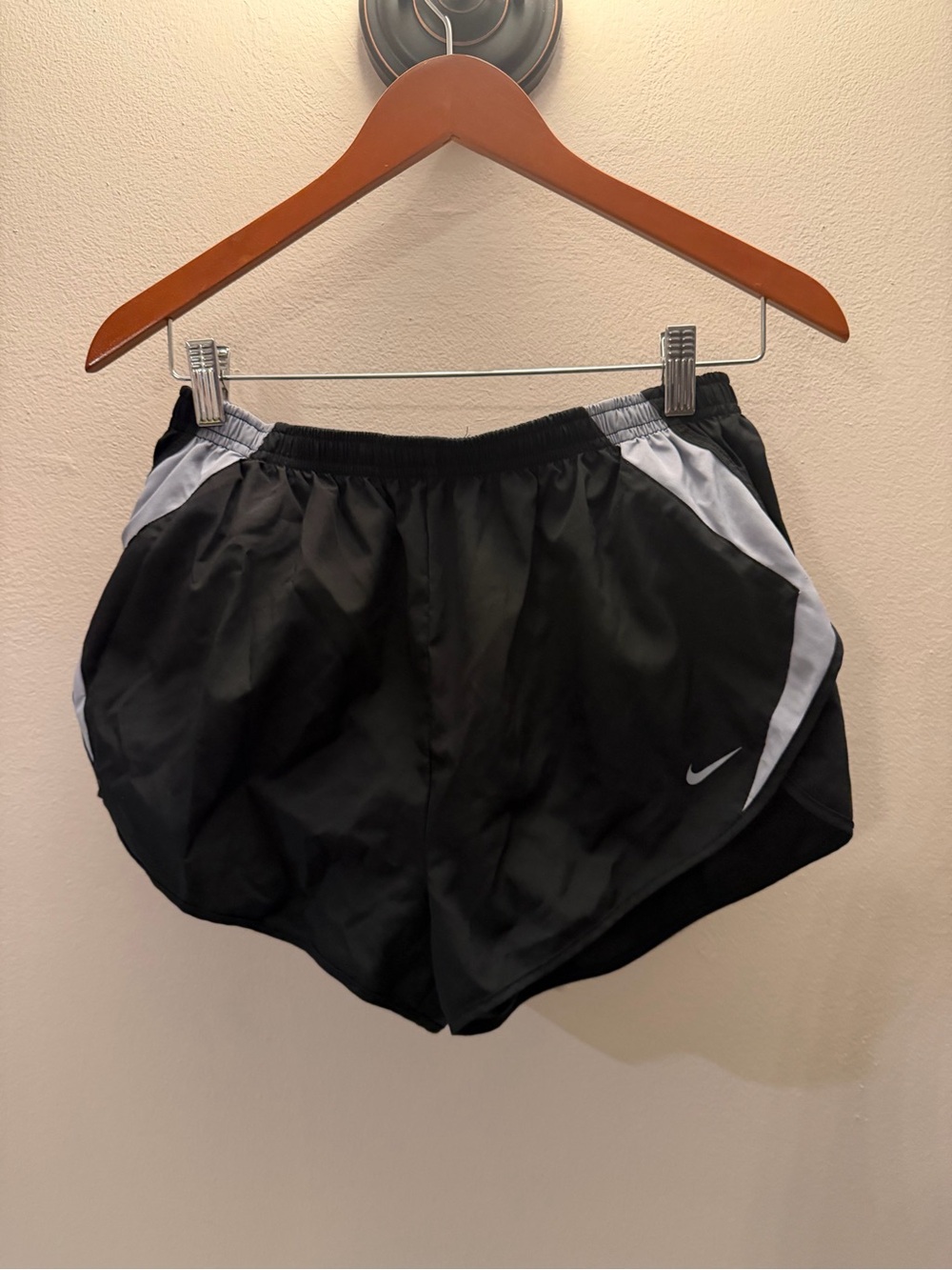 Nike Women’s Black Shorts with Light Gray Panels